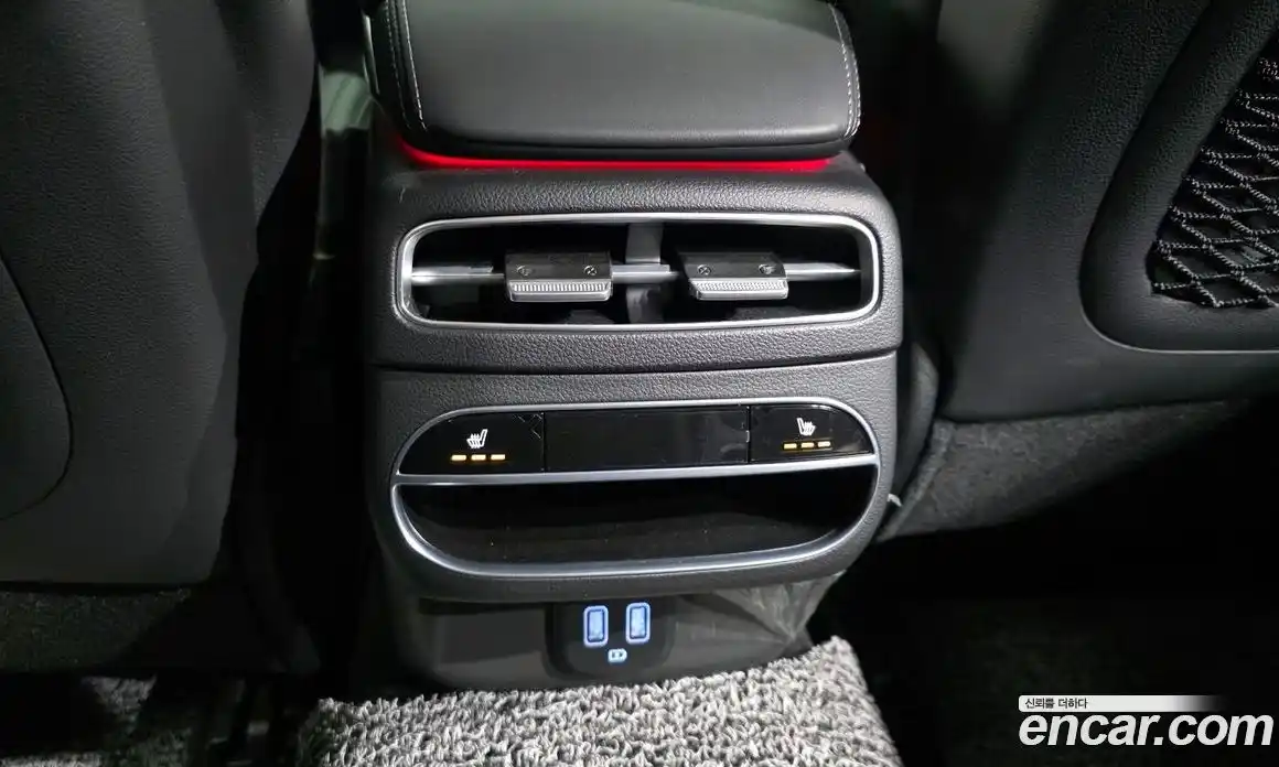 Genesis GV70 2023 2.5 Автомат в Москве № 817210, фото 19