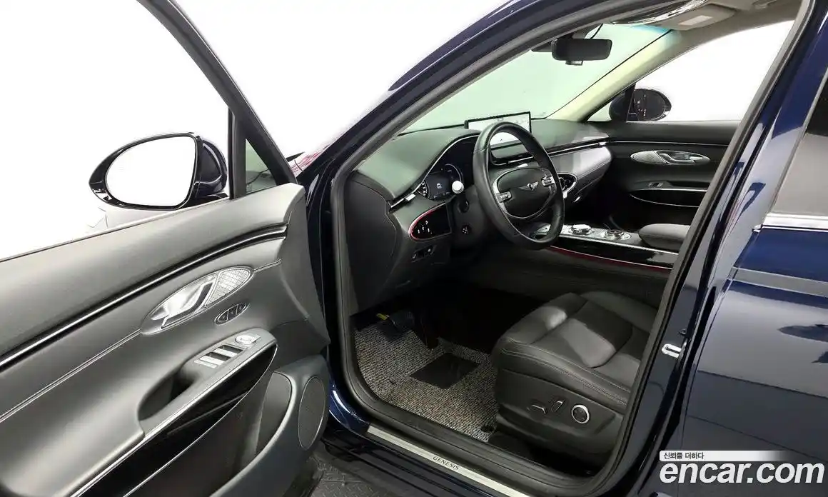 Genesis GV70 2023 2.5 Автомат в Москве № 817210, фото 10