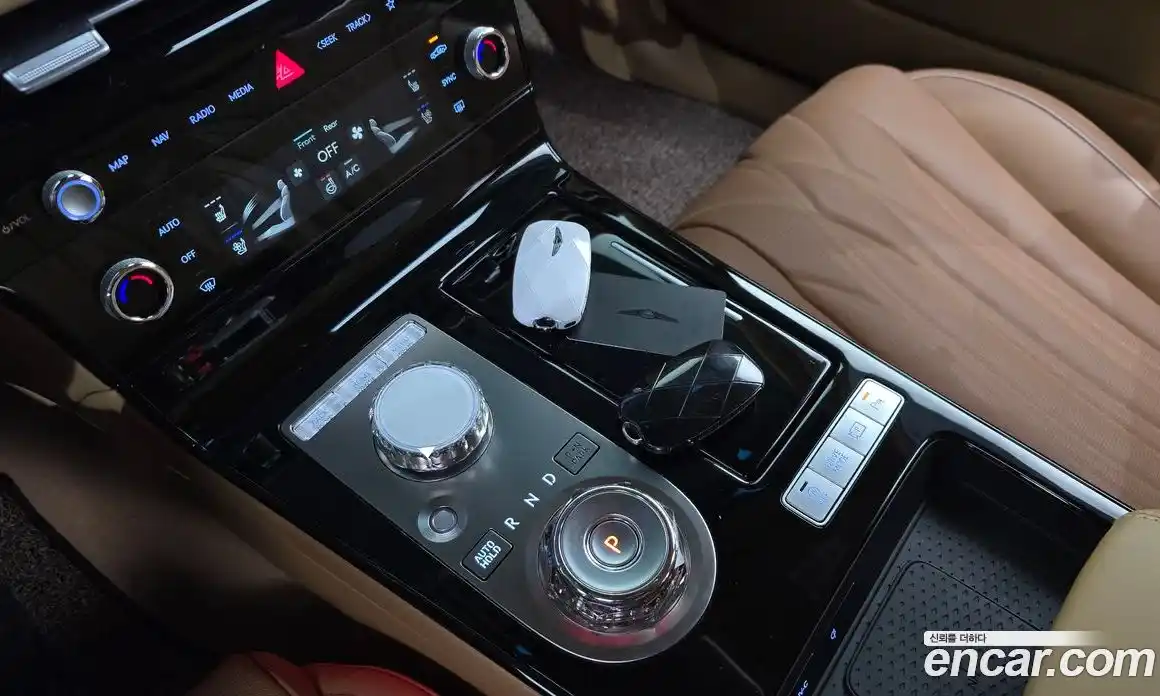 Genesis G80 2024 2.5 Автомат в Москве № 817224, фото 9