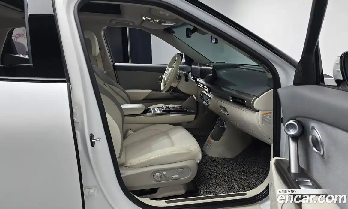 Genesis GV60 2022 0.1 Автомат в Москве № 817342, фото 11