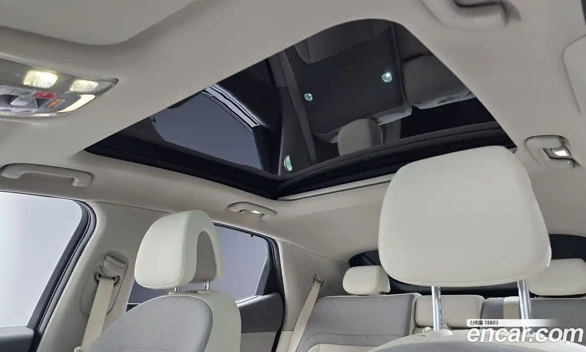 Genesis GV60 2022 0.1 Автомат в Москве № 817342, фото 19