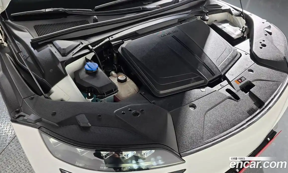 Genesis GV60 2022 0.1 Автомат в Москве № 817342, фото 6