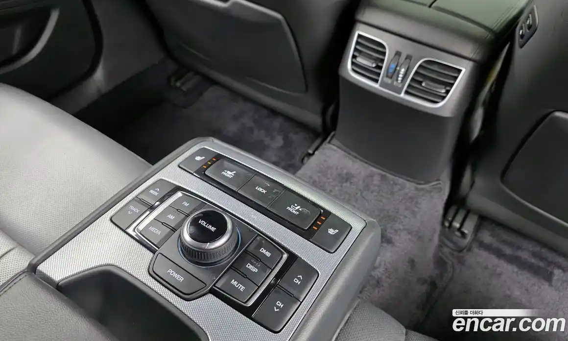 Genesis G80 2017 3.3 Автомат в Москве № 817346, фото 18