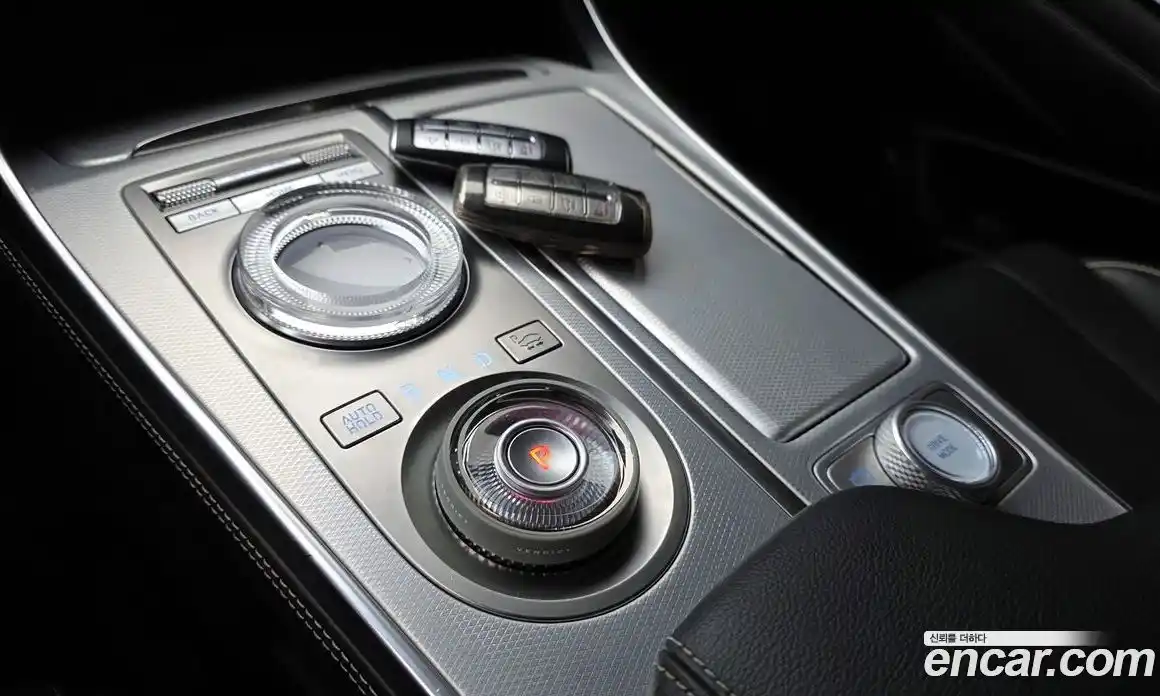 Genesis GV80 2020 2.5 Автомат в Москве № 817381, фото 9