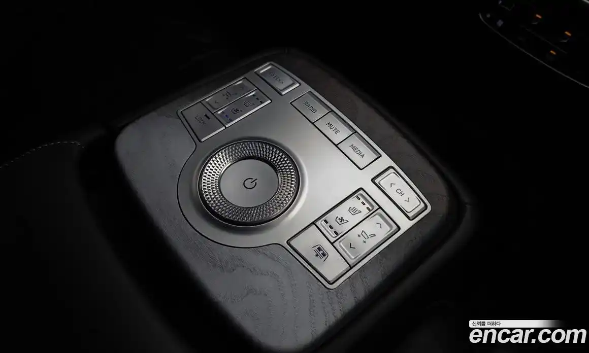 Genesis G80 2020 2.5 Автомат в Москве № 817878, фото 19