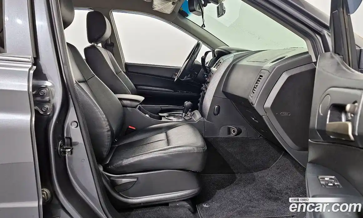 SsangYong Korando 2015 2.0 Автомат в Москве № 818173, фото 10