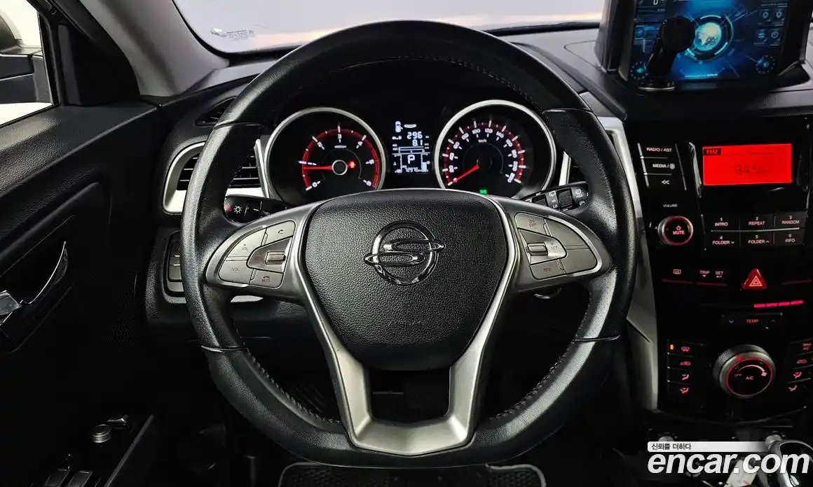 SsangYong TIBOLI 2016 1.6 Автомат в Москве № 818395, фото 13