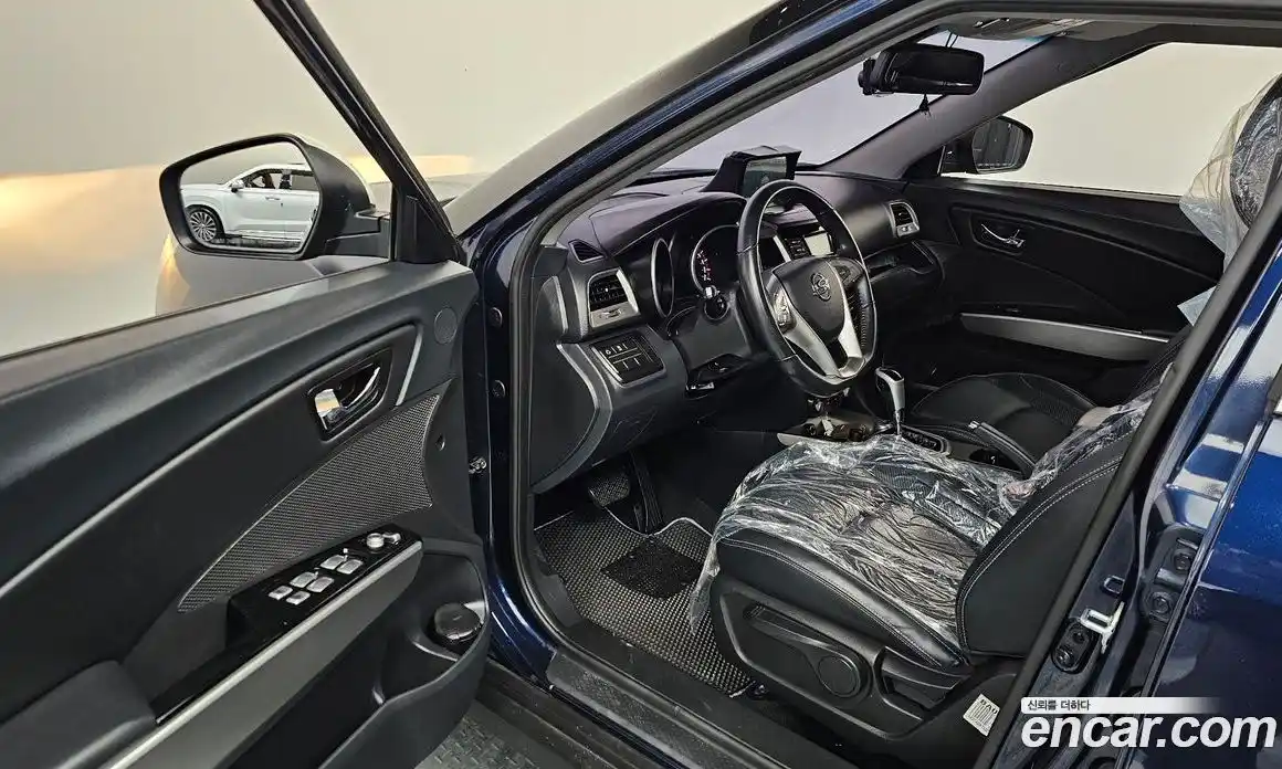 SsangYong TIBOLI 2016 1.6 Автомат в Москве № 818395, фото 10