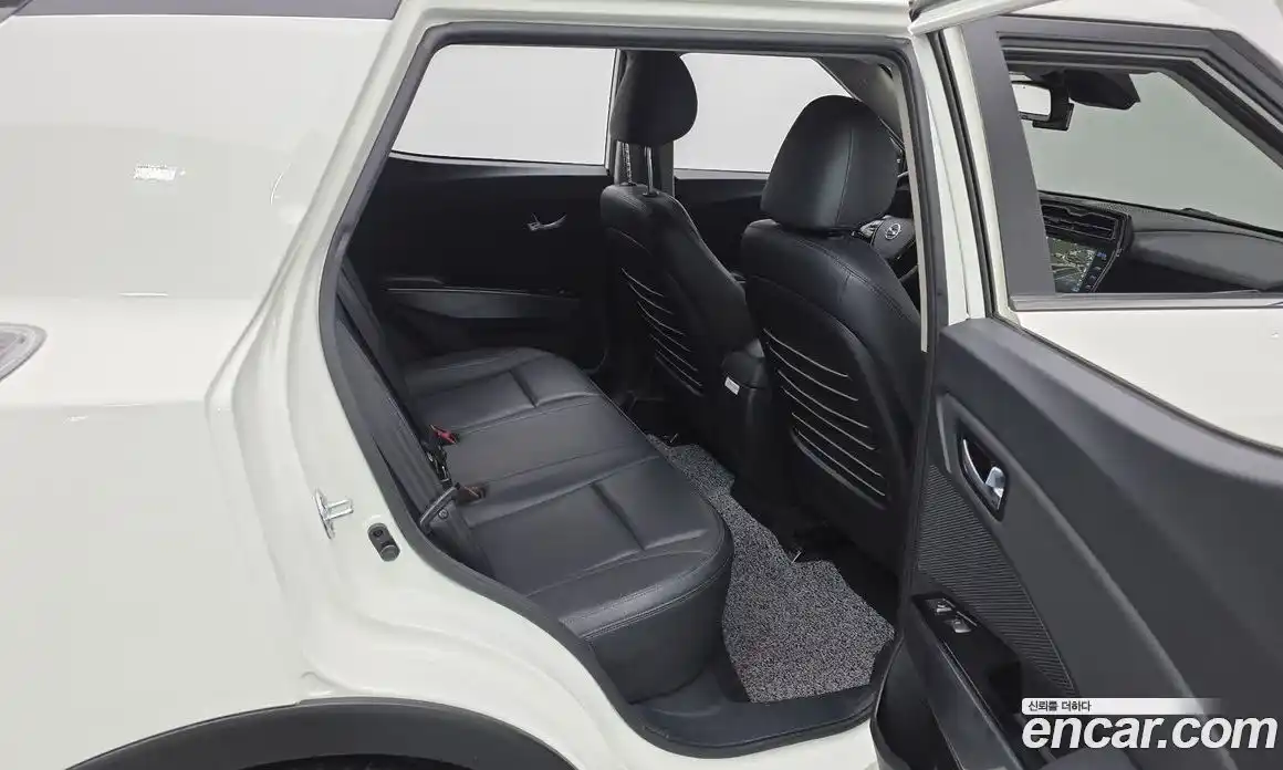 SsangYong TIBOLI 2021 1.5 Автомат в Москве № 818441, фото 12