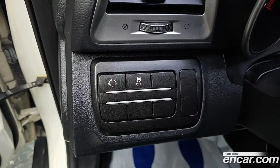 SsangYong TIBOLI 2016 1.6 Автомат в Москве № 818477, фото 13