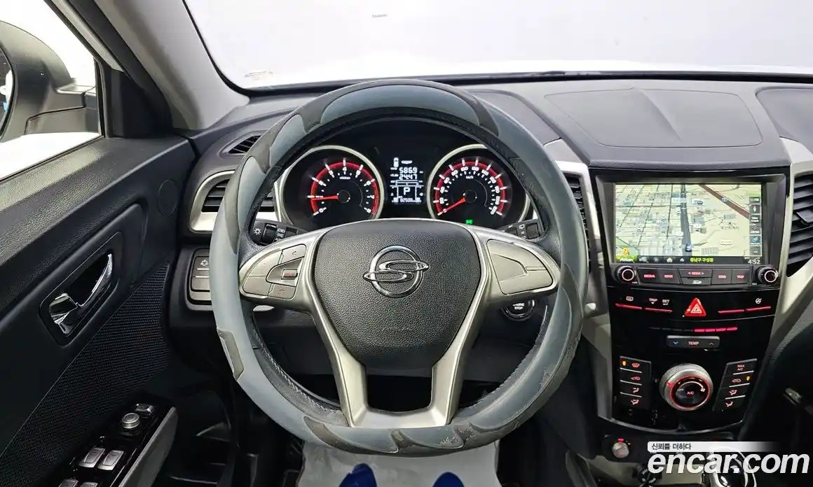 SsangYong TIBOLI 2016 1.6 Автомат в Москве № 818477, фото 14