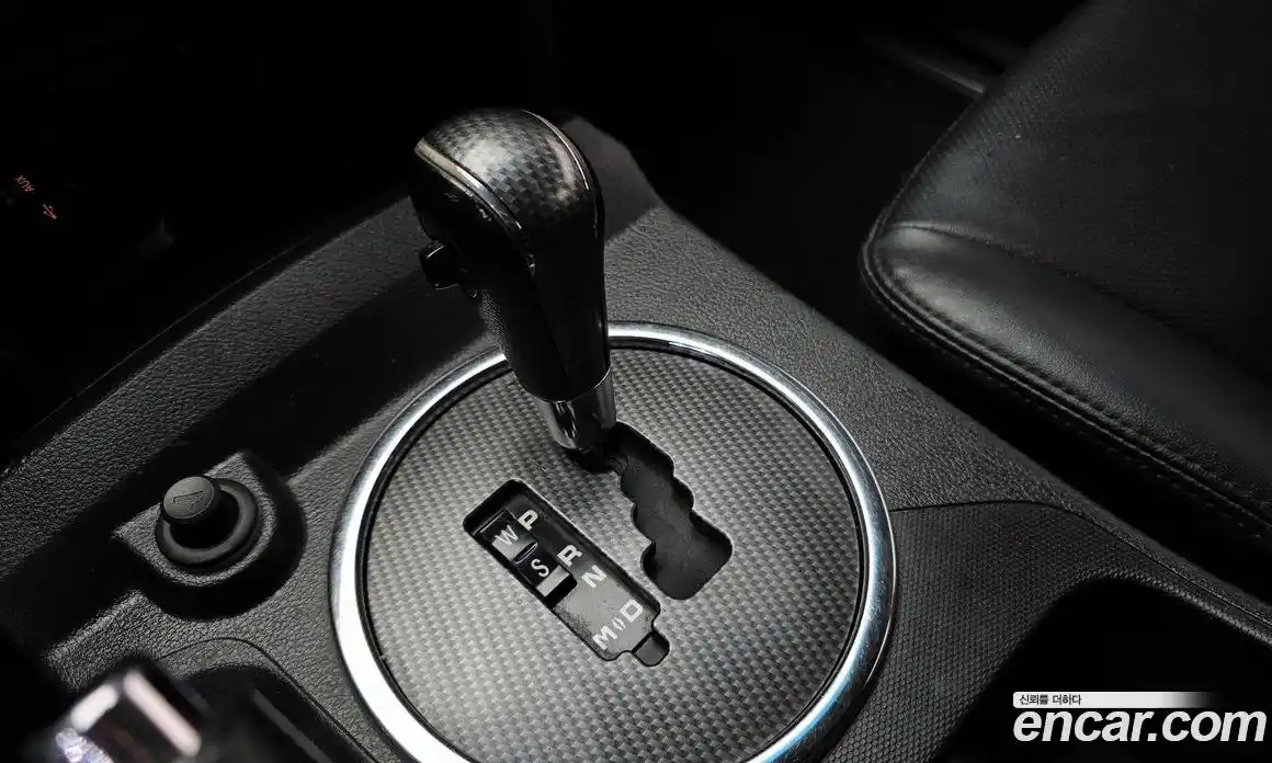 SsangYong Korando 2015 2.0 Автомат в Москве № 818568, фото 9