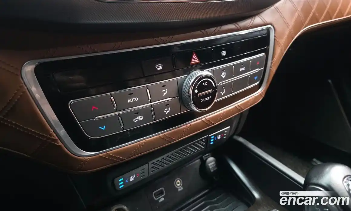 SsangYong Rexton 2019 2.2 Автомат в Москве № 818614, фото 16