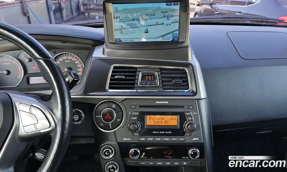 SsangYong Korando 2016 2.0 Автомат в Москве № 818746, фото 14