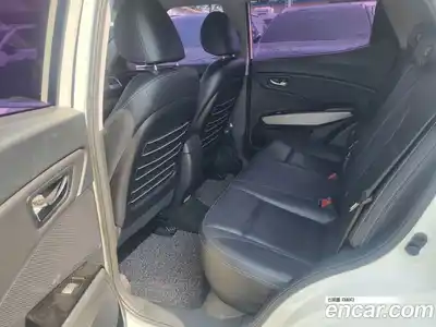 SsangYong TIBOLI 2015 1.6 Автомат в Москве № 818927, миниатюра 10