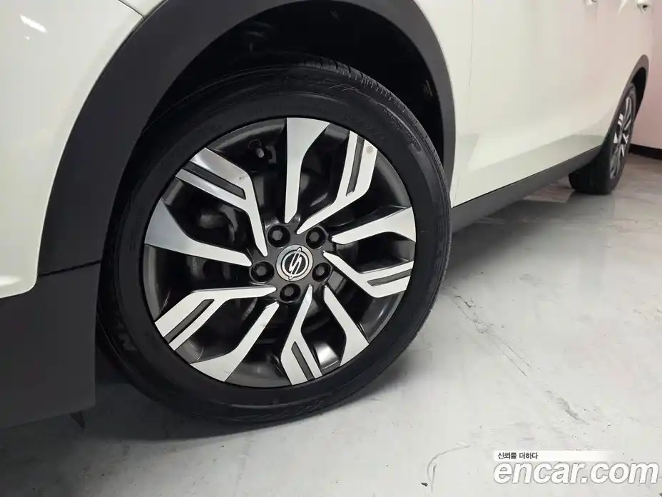 SsangYong TIBOLI 2019 1.6 Автомат в Москве № 818951, фото 20