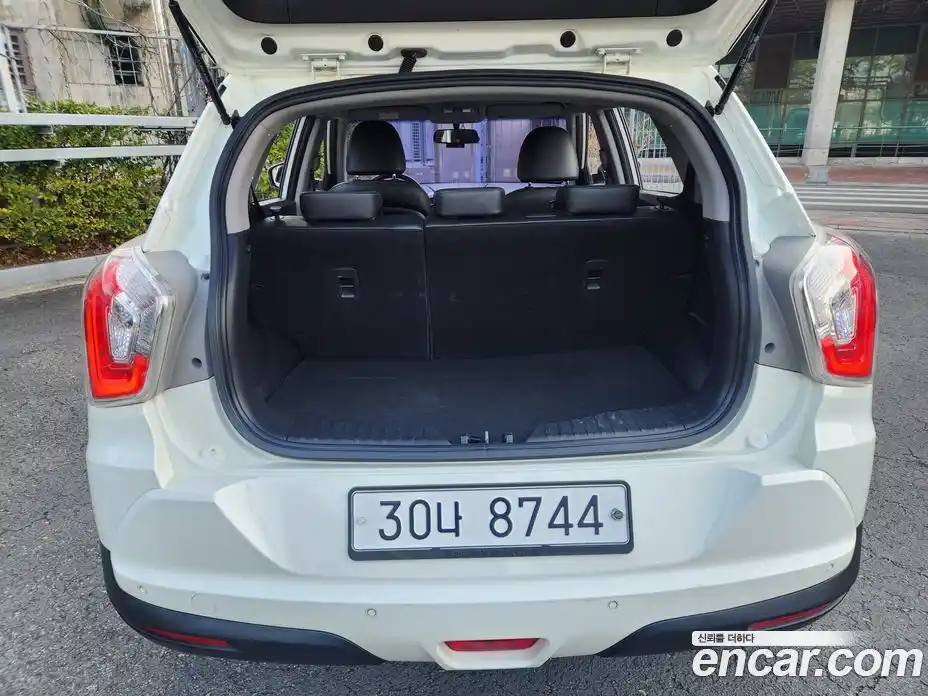 SsangYong TIBOLI 2015 1.6 Автомат в Москве № 818998, фото 18