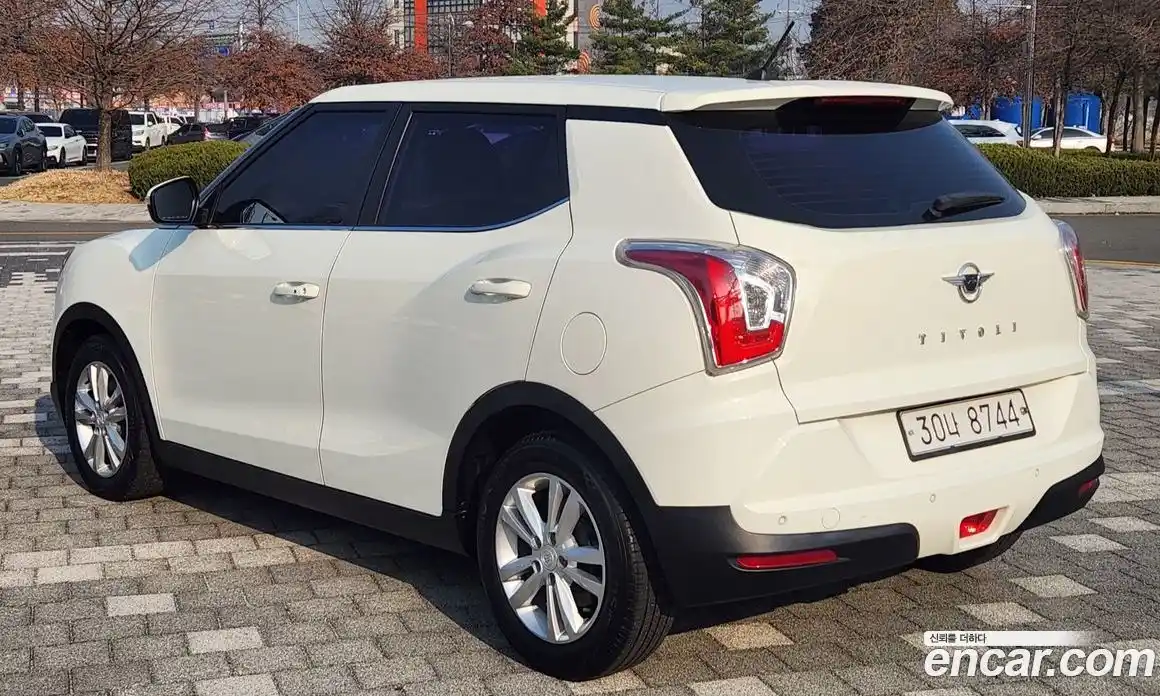 SsangYong TIBOLI 2015 1.6 Автомат в Москве № 818998, фото 4