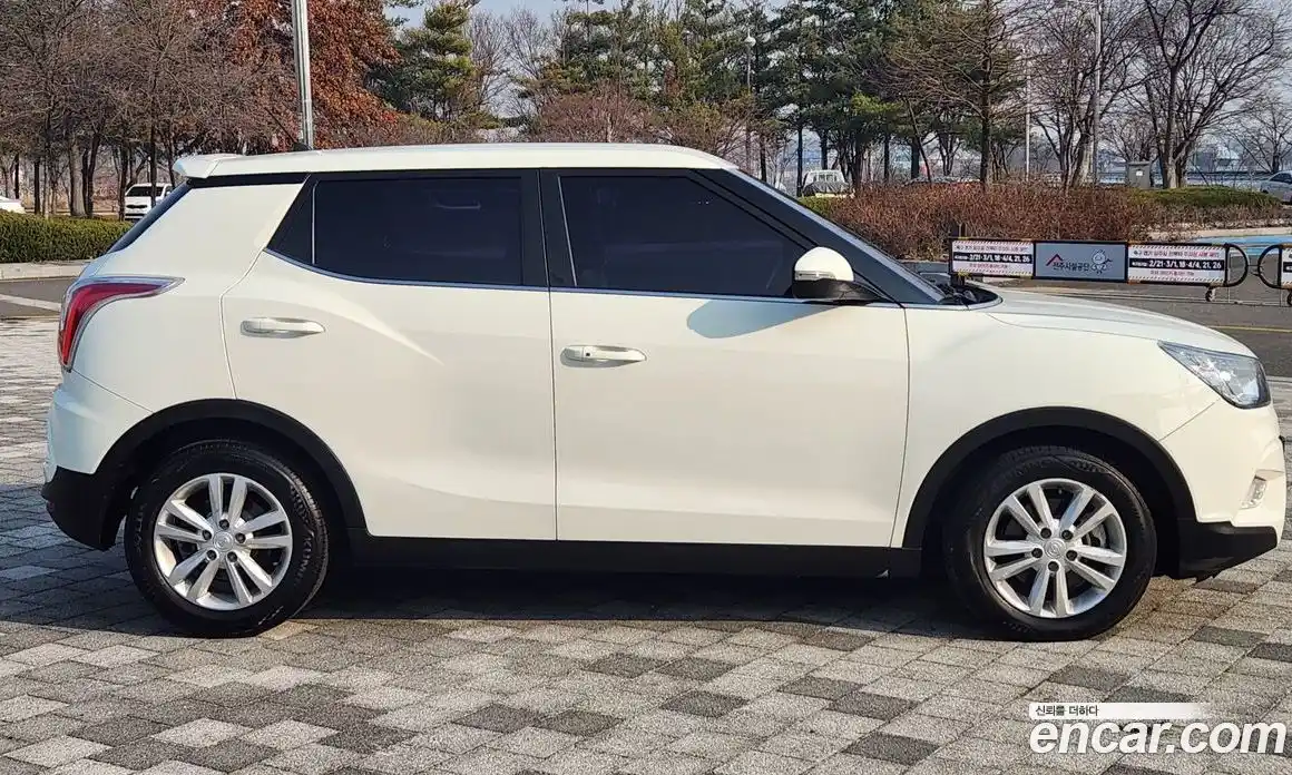 SsangYong TIBOLI 2015 1.6 Автомат в Москве № 818998, фото 5