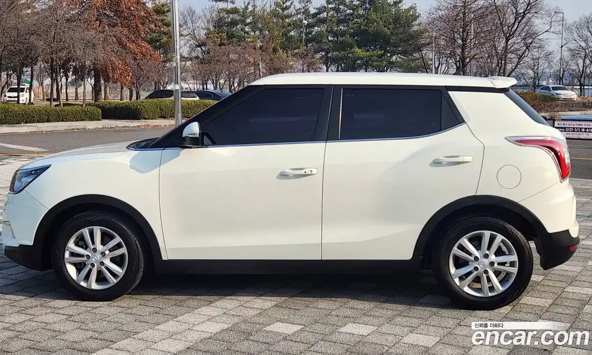 SsangYong TIBOLI 2015 1.6 Автомат в Москве № 818998, фото 6