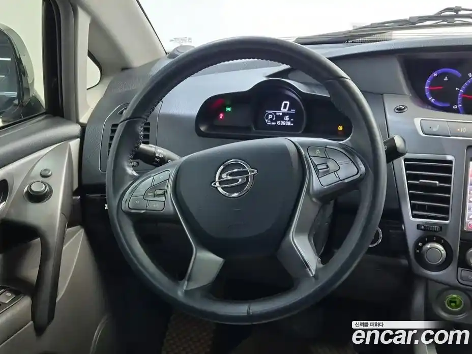 SsangYong Korando 2015 2.2 Автомат в Москве № 819050, фото 9