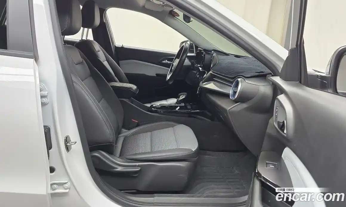 Chevrolet Trax 2023 1.2 Автомат в Москве № 819357, фото 11