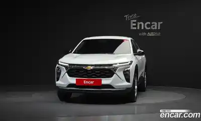 Chevrolet Trax 2023 1.2 Автомат в Москве № 819357, миниатюра 3