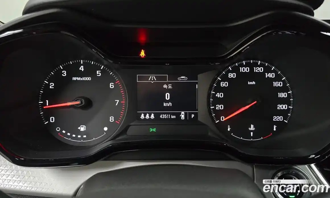 Chevrolet Trax 2023 1.2 Автомат в Москве № 819357, фото 8