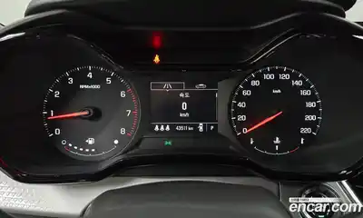 Chevrolet Trax 2023 1.2 Автомат в Москве № 819357, миниатюра 8