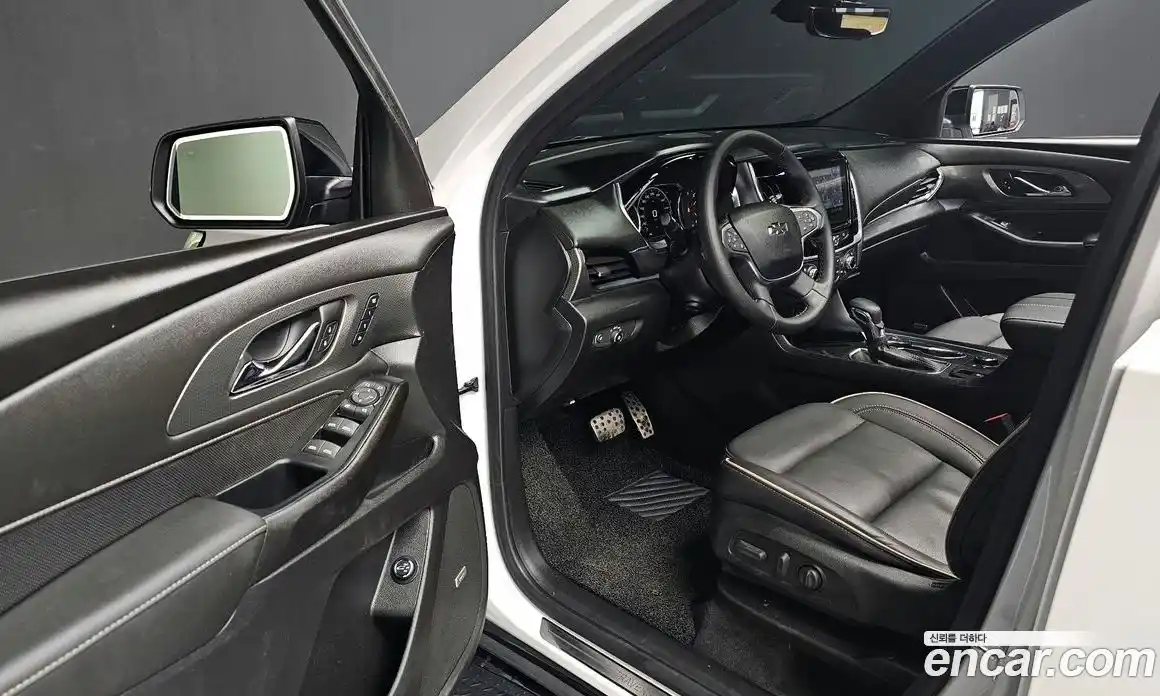 Chevrolet Traverse 2023 3.6 Автомат в Москве № 819364, фото 11