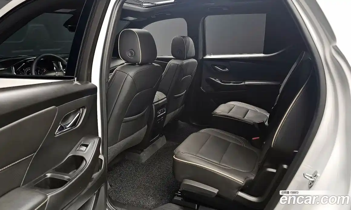 Chevrolet Traverse 2023 3.6 Автомат в Москве № 819364, фото 12