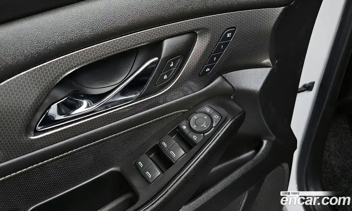 Chevrolet Traverse 2023 3.6 Автомат в Москве № 819364, фото 17