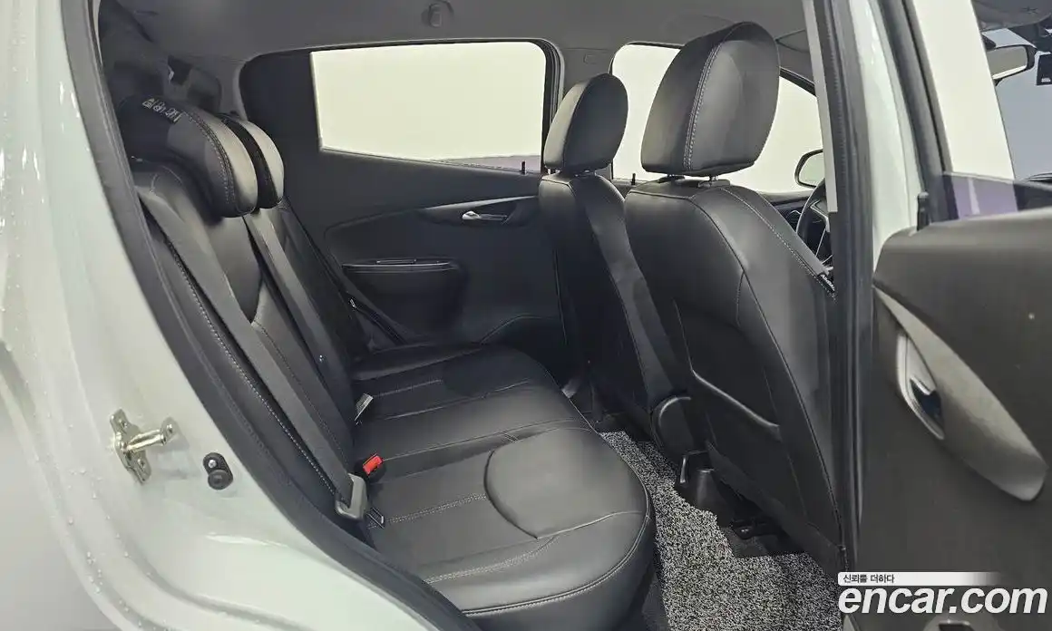 Chevrolet Spark 2018 1.0 Автомат в Москве № 819503, фото 13