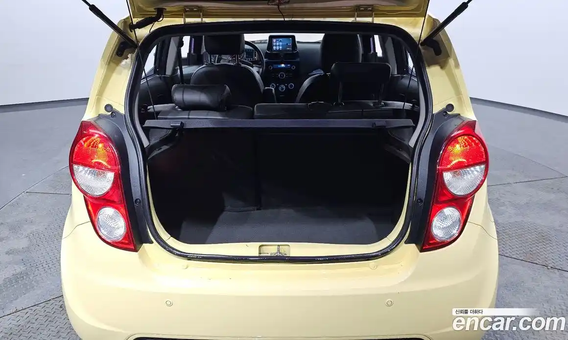 Chevrolet Spark 2013 1.0 Механическая в Москве № 819784, фото 20