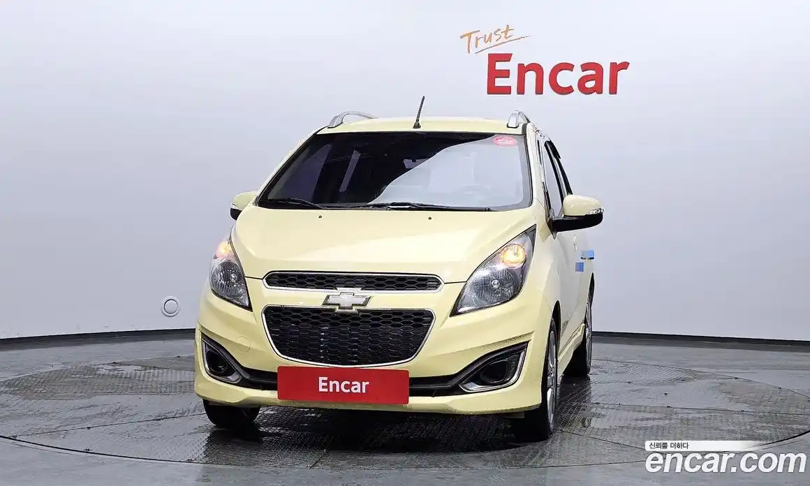 Chevrolet Spark 2013 1.0 Механическая в Москве № 819784, фото 3