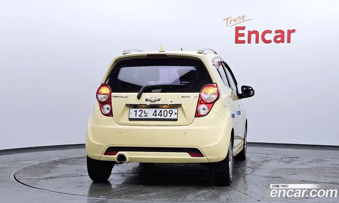 Chevrolet Spark 2013 1.0 Механическая в Москве № 819784, фото 4