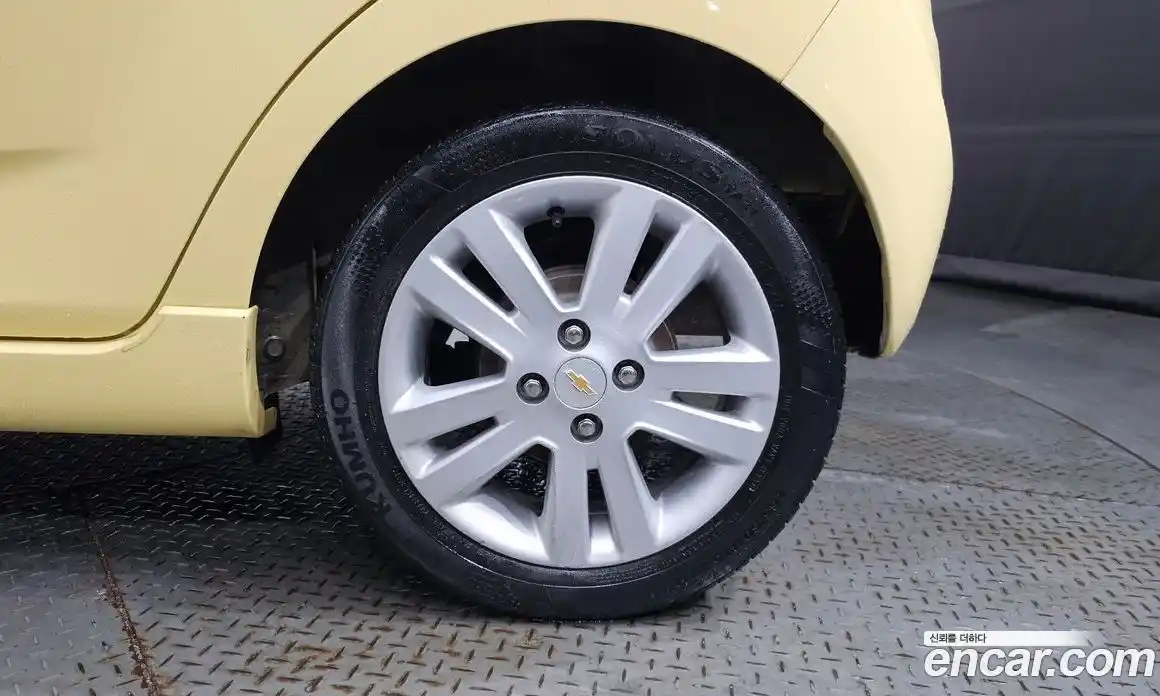 Chevrolet Spark 2013 1.0 Механическая в Москве № 819784, фото 5