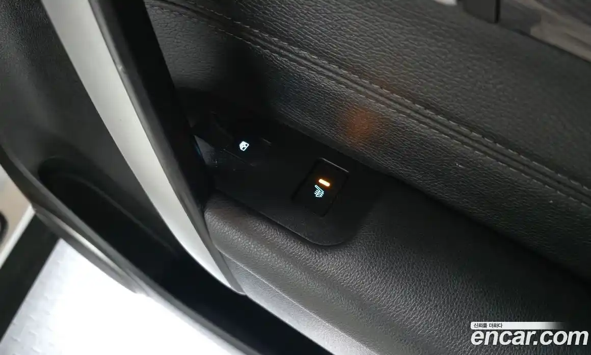 Chevrolet Captiva 2013 2.0 Автомат в Москве № 819913, фото 19