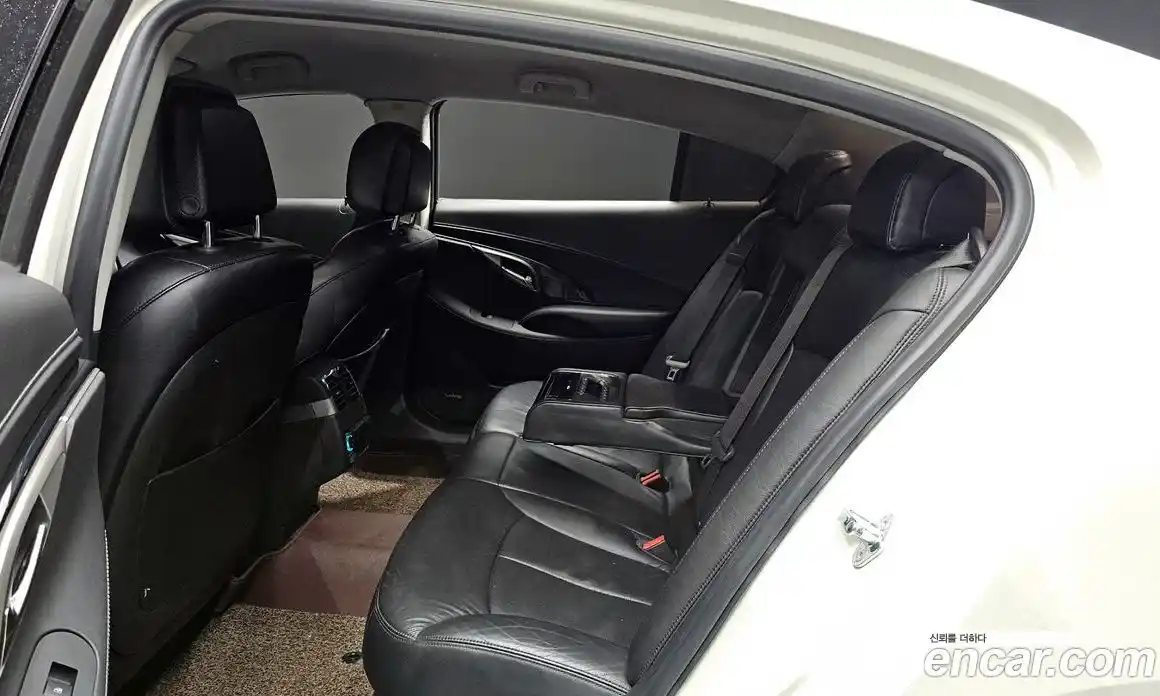 Chevrolet Alpheon 2012 3.0 Автомат в Москве № 819983, фото 12