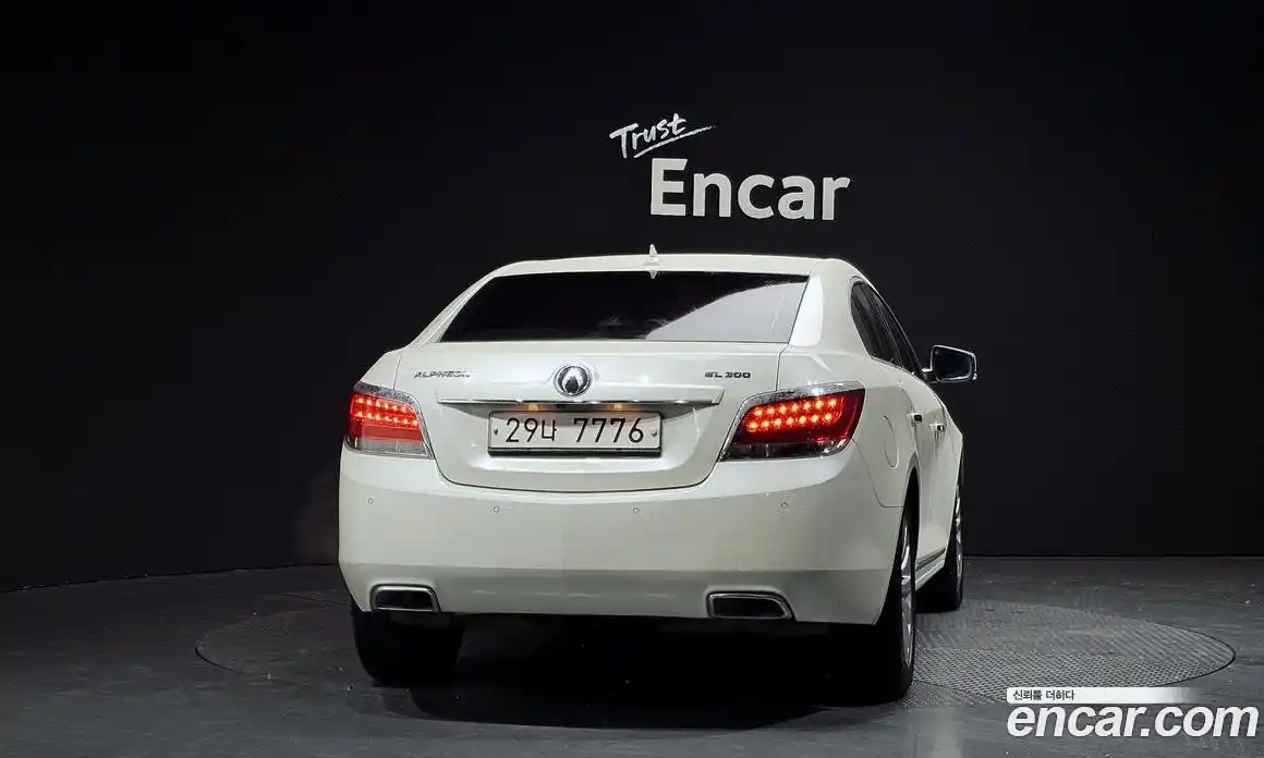 Chevrolet Alpheon 2012 3.0 Автомат в Москве № 819983, фото 4