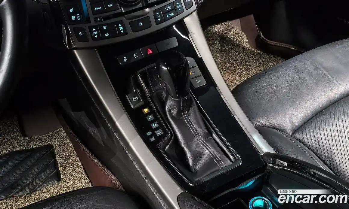 Chevrolet Alpheon 2012 3.0 Автомат в Москве № 819983, фото 9