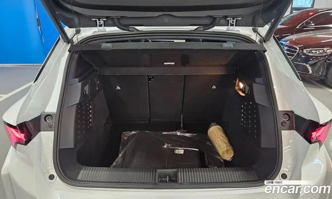 Renault Scenic 2026 0.3 Автомат в Москве № 820280, фото 18