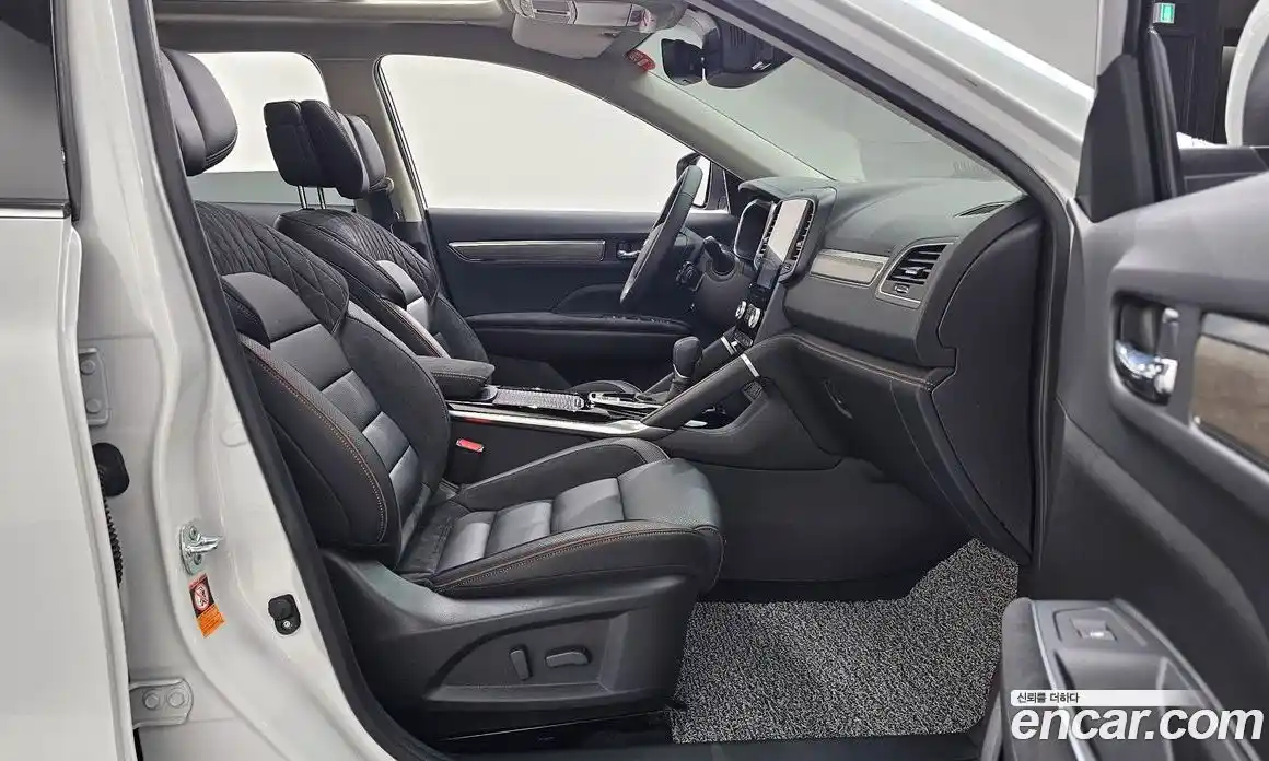 Renault QM6 2023 2.0 Автомат в Москве № 820294, фото 11