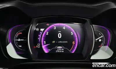 Renault QM6 2023 2.0 Автомат в Москве № 820294, миниатюра 8