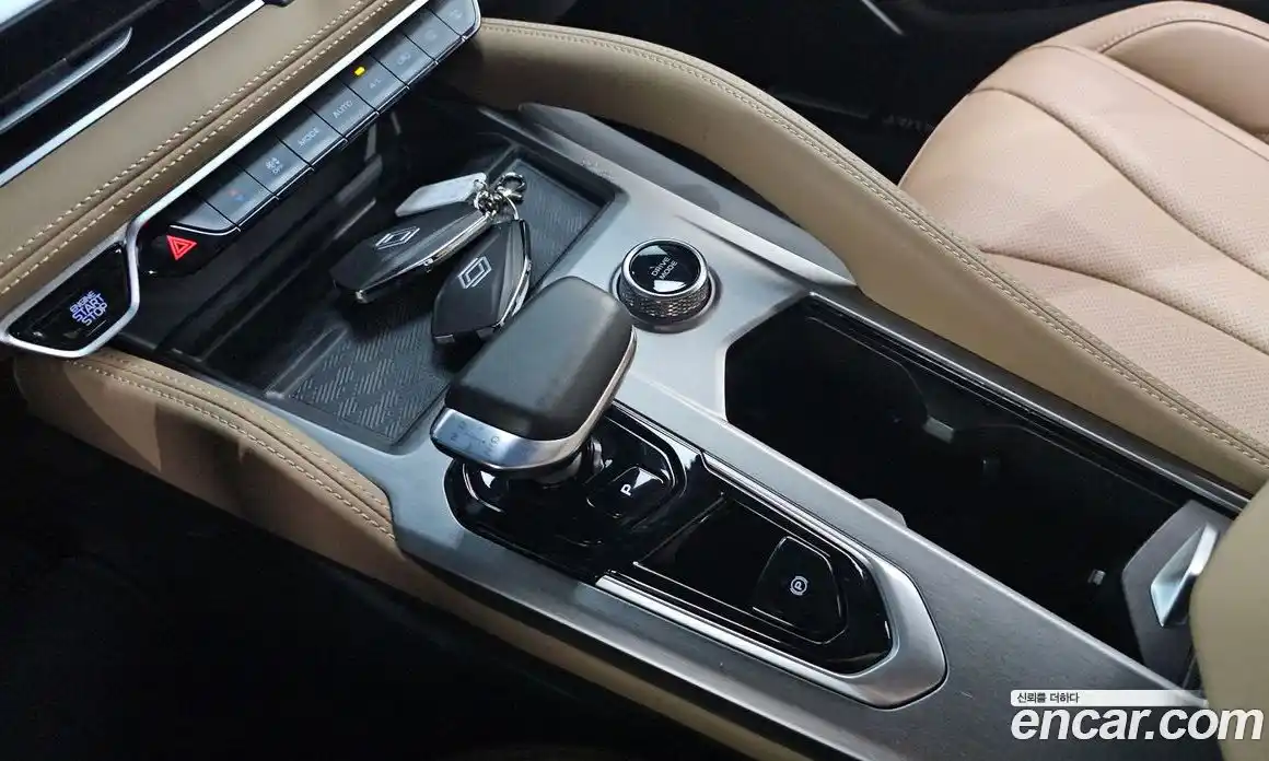 Renault Grand Koleos 2025 2.0 гидро в Москве № 820339, фото 9