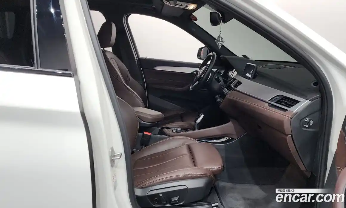 BMW X1 2021 2.0 Автомат в Москве № 821025, фото 11