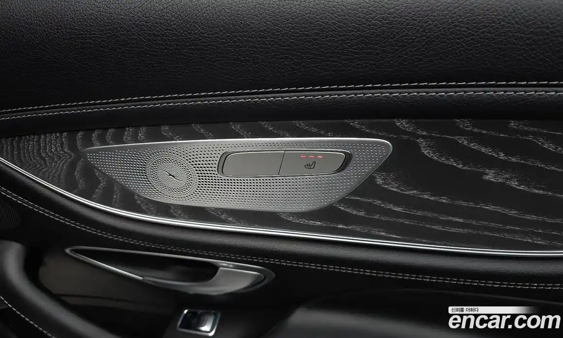 Mercedes-Benz AMG GT 2024 3.0 Автомат в Москве № 821846, фото 17