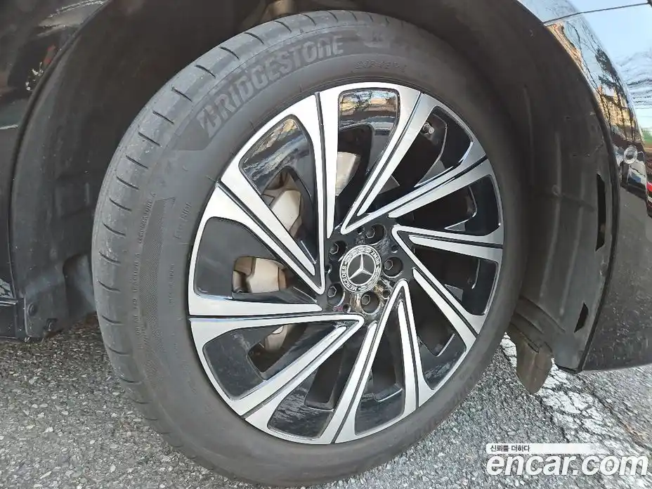 Mercedes-Benz E-Class 2025 2.0 Автомат в Москве № 821874, фото 14