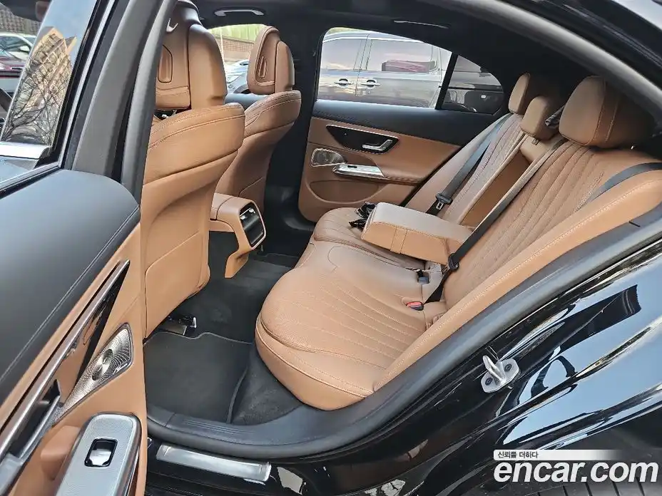 Mercedes-Benz E-Class 2025 2.0 Автомат в Москве № 821874, фото 17