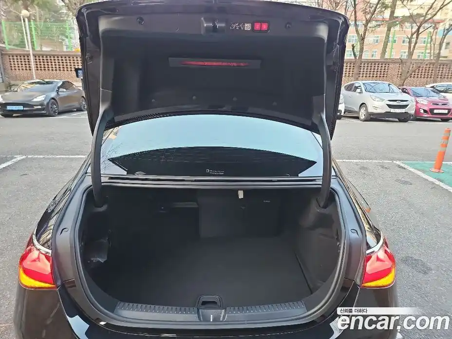 Mercedes-Benz E-Class 2025 2.0 Автомат в Москве № 821874, фото 10